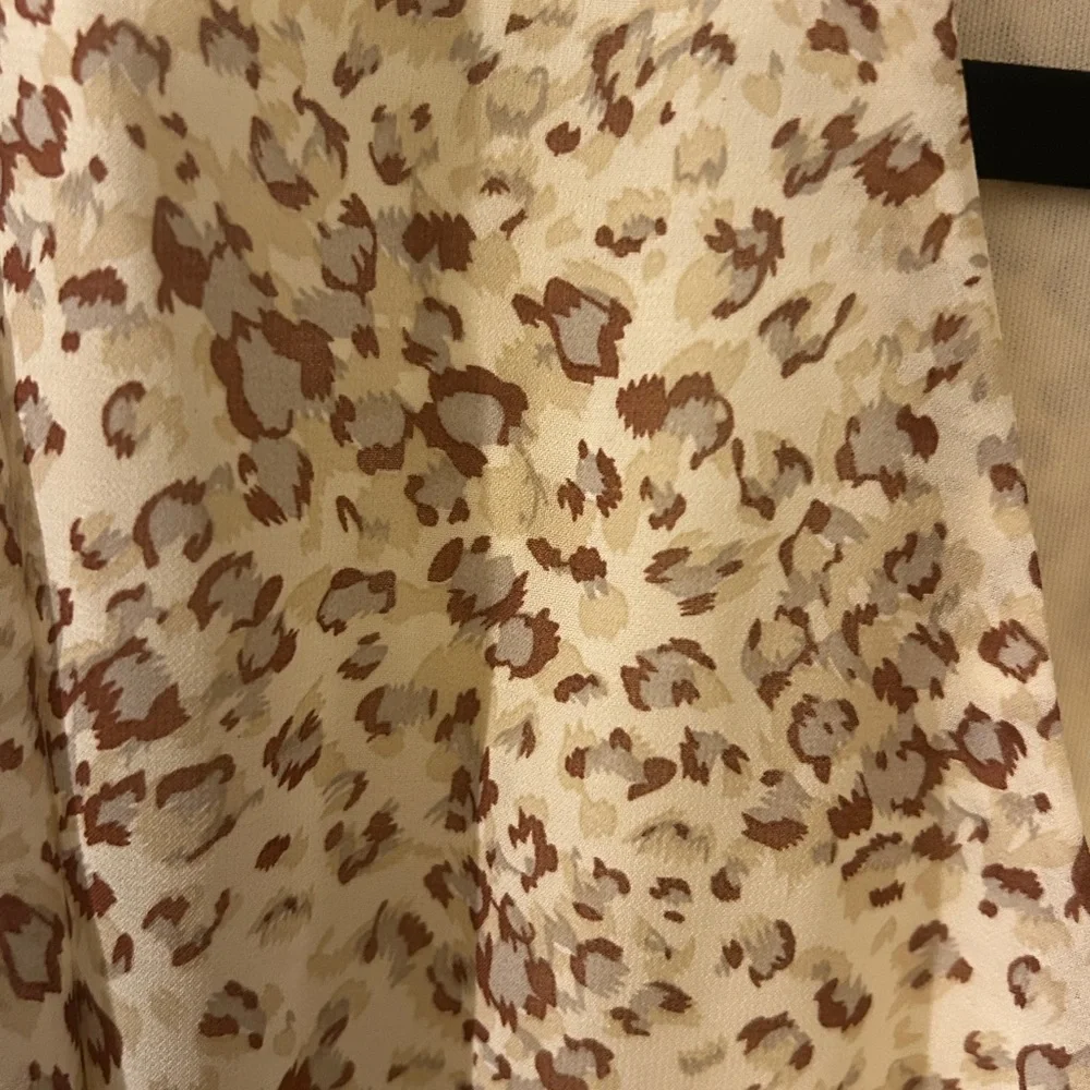 JODIFL Leopard Print V-Neck Ruffle Dress NWT - Picture 6 of 6